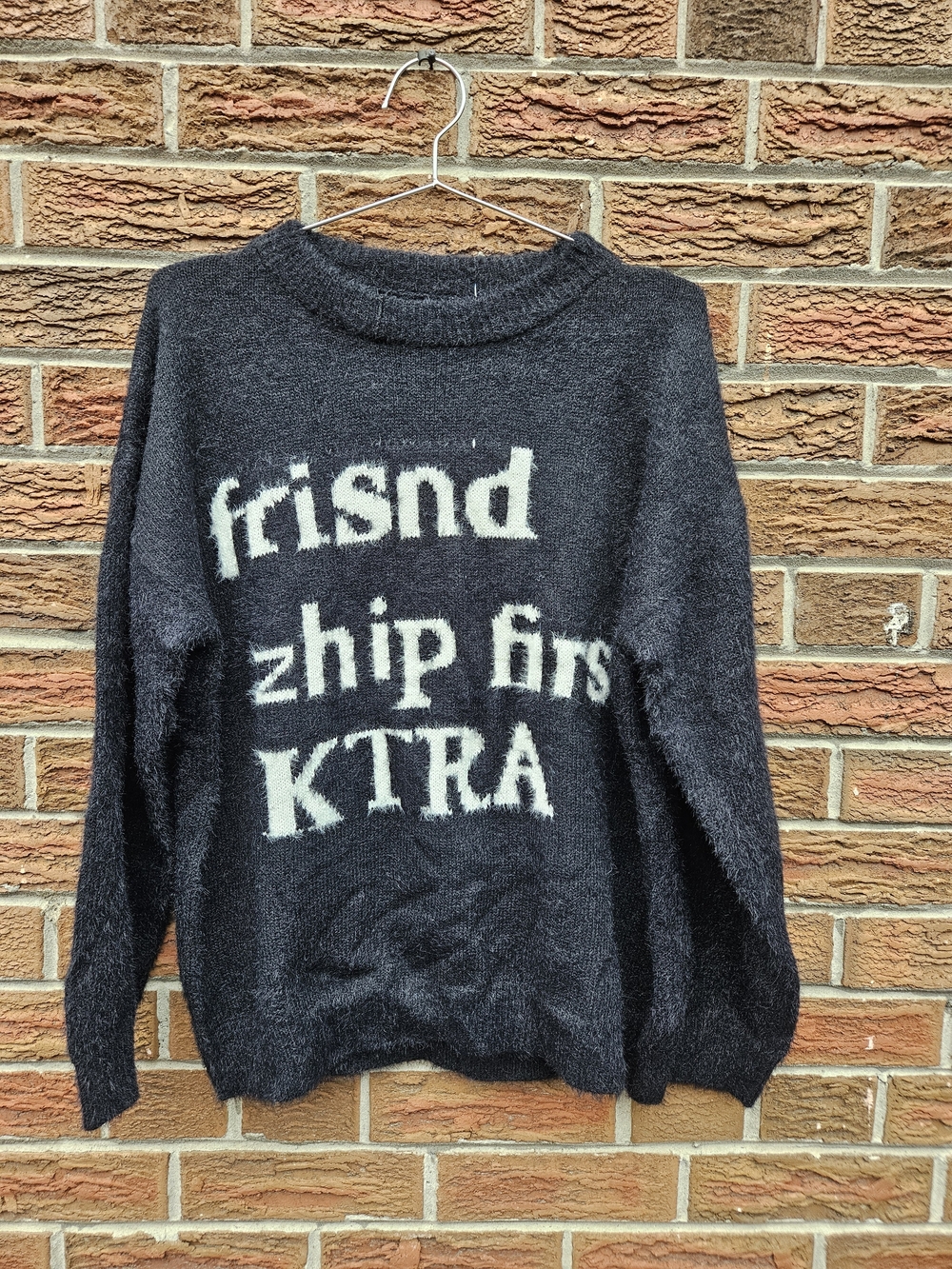 NEW Fuzzy Oversized Graphic Sweater – Black/Cream – Size M